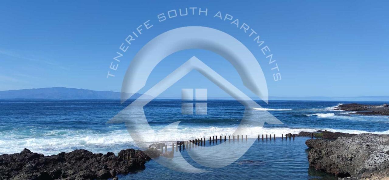 Paradise Ocean Suite Адехе Экстерьер фото