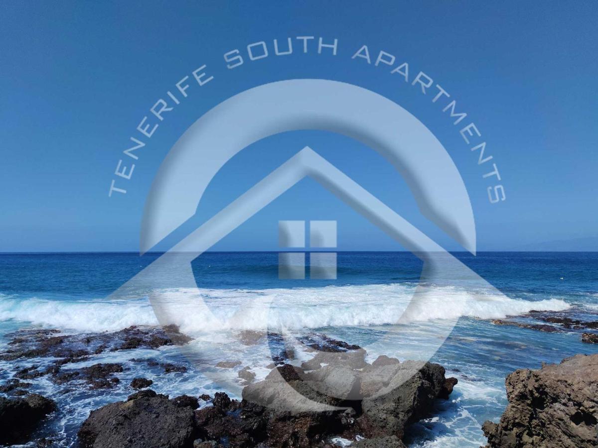 Paradise Ocean Suite Адехе Экстерьер фото