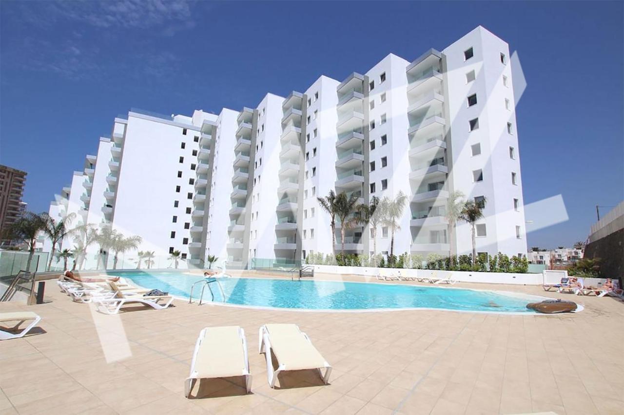 Paradise Ocean Suite Адехе Экстерьер фото
